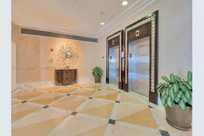 6917 Collins #815, Miami Beach, FL 33141 - Photo 6