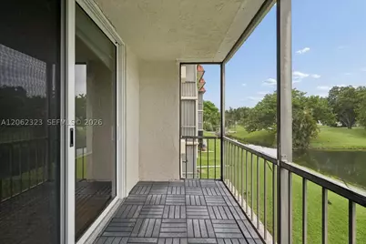 800 S Hollybrook #205, Pembroke Pines, FL 33025 - Photo 2