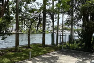 1871 NW S River, Miami, FL 33125 - Photo 2