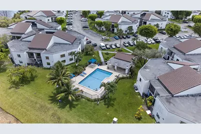 9429 Fontainebleau #201-33, Miami, FL 33172 - Photo 34