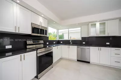 6640 SW 7, Pembroke Pines, FL 33023 - Photo 10