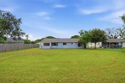 205 SW Kentwood, Port Saint Lucie, FL 34953 - Photo 28