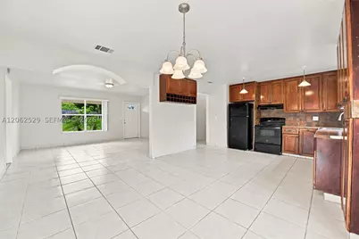 205 SW Kentwood, Port Saint Lucie, FL 34953 - Photo 8