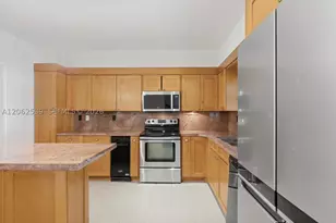 8886 SW 62nd, Miami, FL 33173 - Photo 6