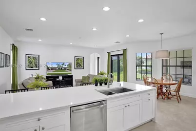 9000 Lakeview, Parkland, FL 33076 - Photo 10