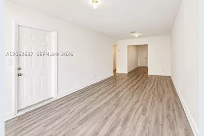 132 SW 20th #132, Miami, FL 33135 - Photo 4
