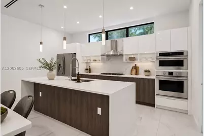1054 N Victoria Park, Fort Lauderdale, FL 33304 - Photo 8