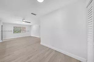 8407 Shadow, Coral Springs, FL 33071 - Photo 10