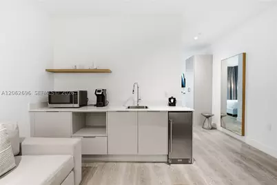 229 SW 9th #405, Miami, FL 33130 - Photo 2
