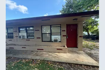 812 NW 4th #2, Fort Lauderdale, FL 33311 - Photo 2