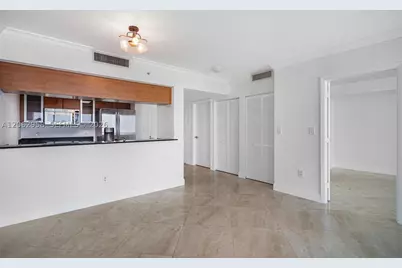 1800 N Bayshore #2410, Miami, FL 33132 - Photo 6
