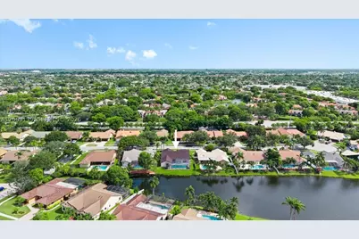 9272 NW 18th, Plantation, FL 33322 - Photo 48