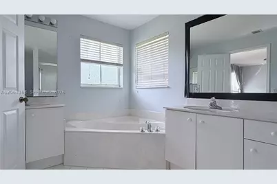 2020 Andromeda #2020, Weston, FL 33327 - Photo 16