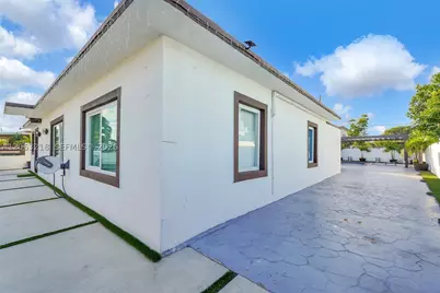 831 E 10th, Hialeah, FL 33010 - Photo 34