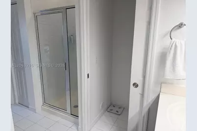 1017 NE 208th, Miami, FL 33179 - Photo 30