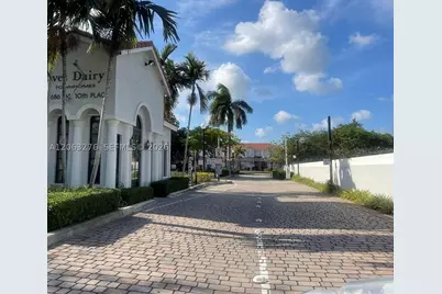 1017 NE 208th, Miami, FL 33179 - Photo 2