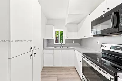 128 NW 9th #1, Miami, FL 33128 - Photo 12