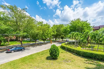 9140 SW 123rd #203Q, Miami, FL 33186 - Photo 32