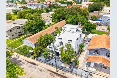 128 NW 9th #6, Miami, FL 33128 - Photo 2