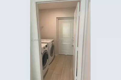805 SE 3rd #2021, Fort Lauderdale, FL 33316 - Photo 12