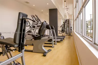 805 SE 3rd #2021, Fort Lauderdale, FL 33316 - Photo 2