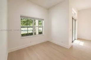 837 Tanglewood, Weston, FL 33327 - Photo 2
