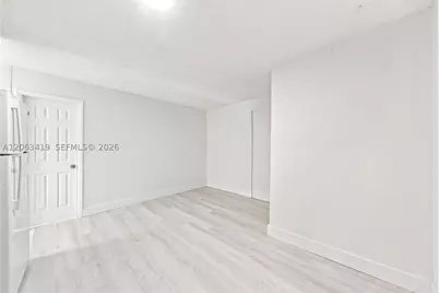 635 SW 7th #APT 4, Miami, FL 33130 - Photo 18