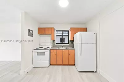 635 SW 7th #APT 5, Miami, FL 33130 - Photo 22