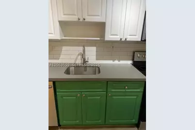 5839 SW 74th #201, South Miami, FL 33143 - Photo 8