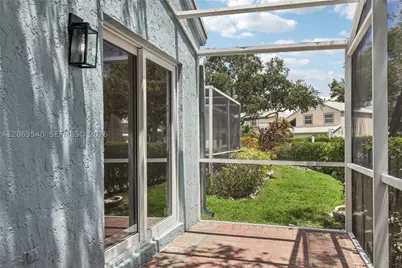 9613 NW 8th, Plantation, FL 33324 - Photo 48