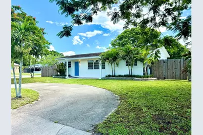 341 N 66th, Hollywood, FL 33024 - Photo 2