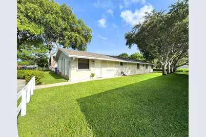 5637 Taft #5637, Hollywood, FL 33021 - Photo 1