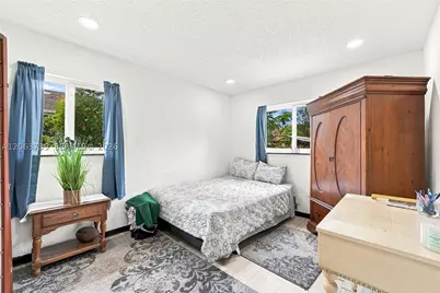 266 SW 7th, Deerfield Beach, FL 33441 - Photo 16