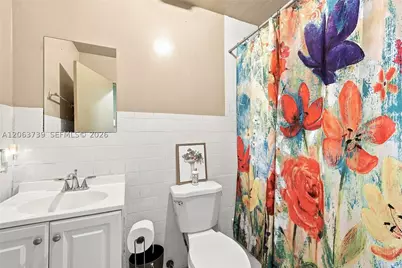 266 SW 7th, Deerfield Beach, FL 33441 - Photo 18