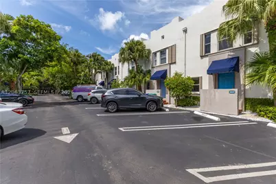 3037 Center #2, Miami, FL 33133 - Photo 4