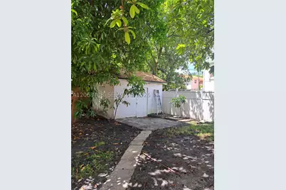 3062 SW 14th, Miami, FL 33145 - Photo 26