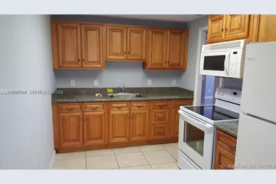 7142 Southgate #7142, Tamarac, FL 33321 - Photo 4