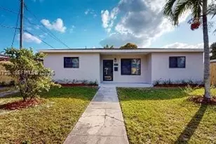 830 NE 171 St, North Miami Beach, FL 33162 - Photo 1