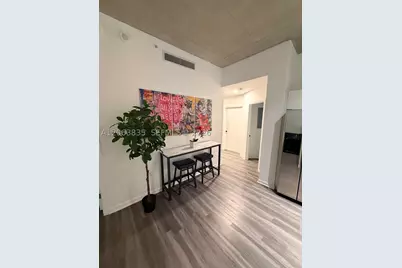 133 NE 2nd #401, Miami, FL 33132 - Photo 4