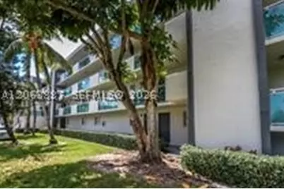 8461 Springtree #104A, Sunrise, FL 33351 - Photo 2