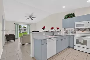 2420/2422 S Vernon, Fort Myers, FL 33913 - Photo 16