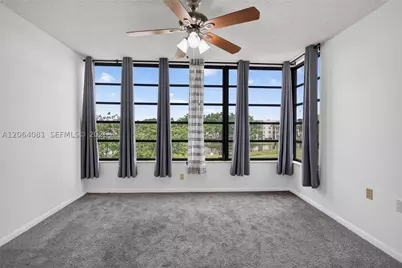 1713 Whitehall #306, Davie, FL 33324 - Photo 8