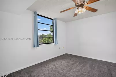 1713 Whitehall #306, Davie, FL 33324 - Photo 16