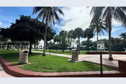 1750 N Bayshore #2607, Miami, FL 33132 - Photo 20