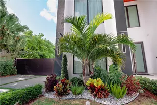 9330 SW 34th, Miami, FL 33165 - Photo 6