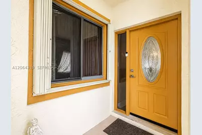 18772 NW 80th, Hialeah, FL 33015 - Photo 2