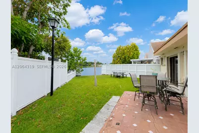 18772 NW 80th, Hialeah, FL 33015 - Photo 12
