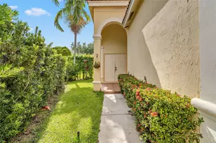 885 Tanglewood, Weston, FL 33327 - Photo 20