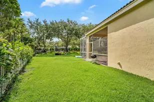 885 Tanglewood, Weston, FL 33327 - Photo 26