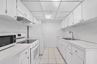 17500 N Bay #S508, Sunny Isles Beach, FL 33160 - Photo 6